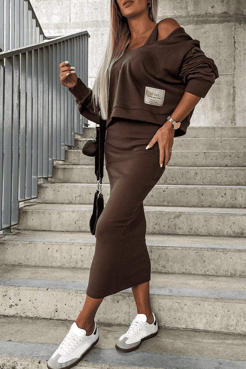 Classic Vintage Sweater with a Flattering Fit