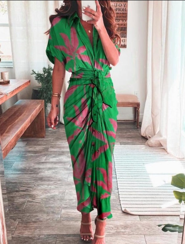 Classic Vintage Dress with a Flattering Fit
