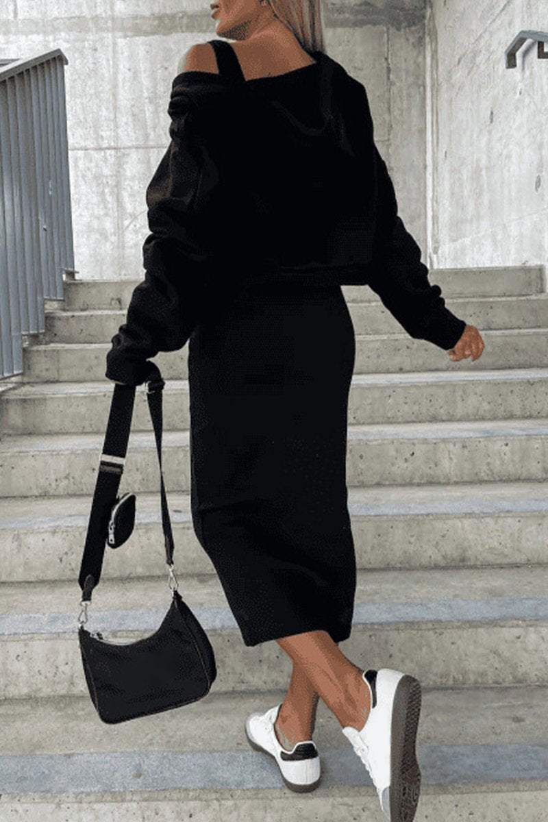 Classic Vintage Sweater with a Flattering Fit