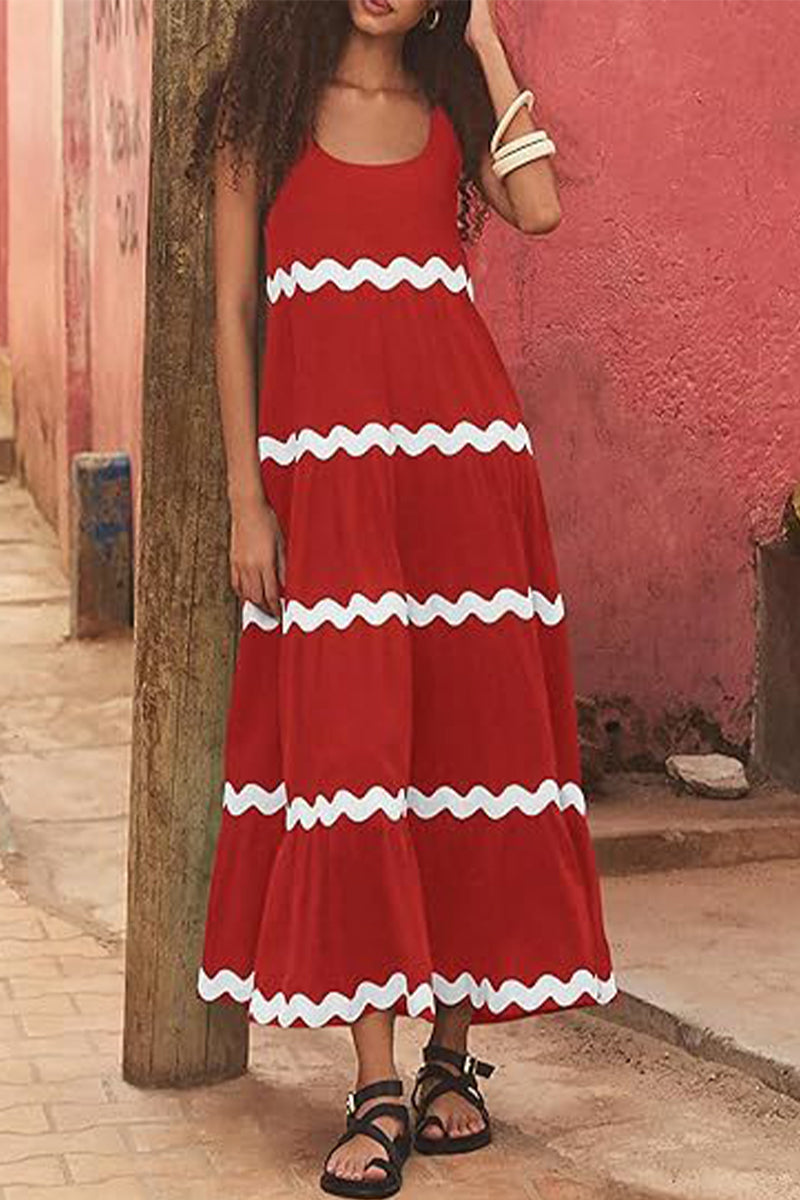 Gracefully Styled Dress for Any Occasion