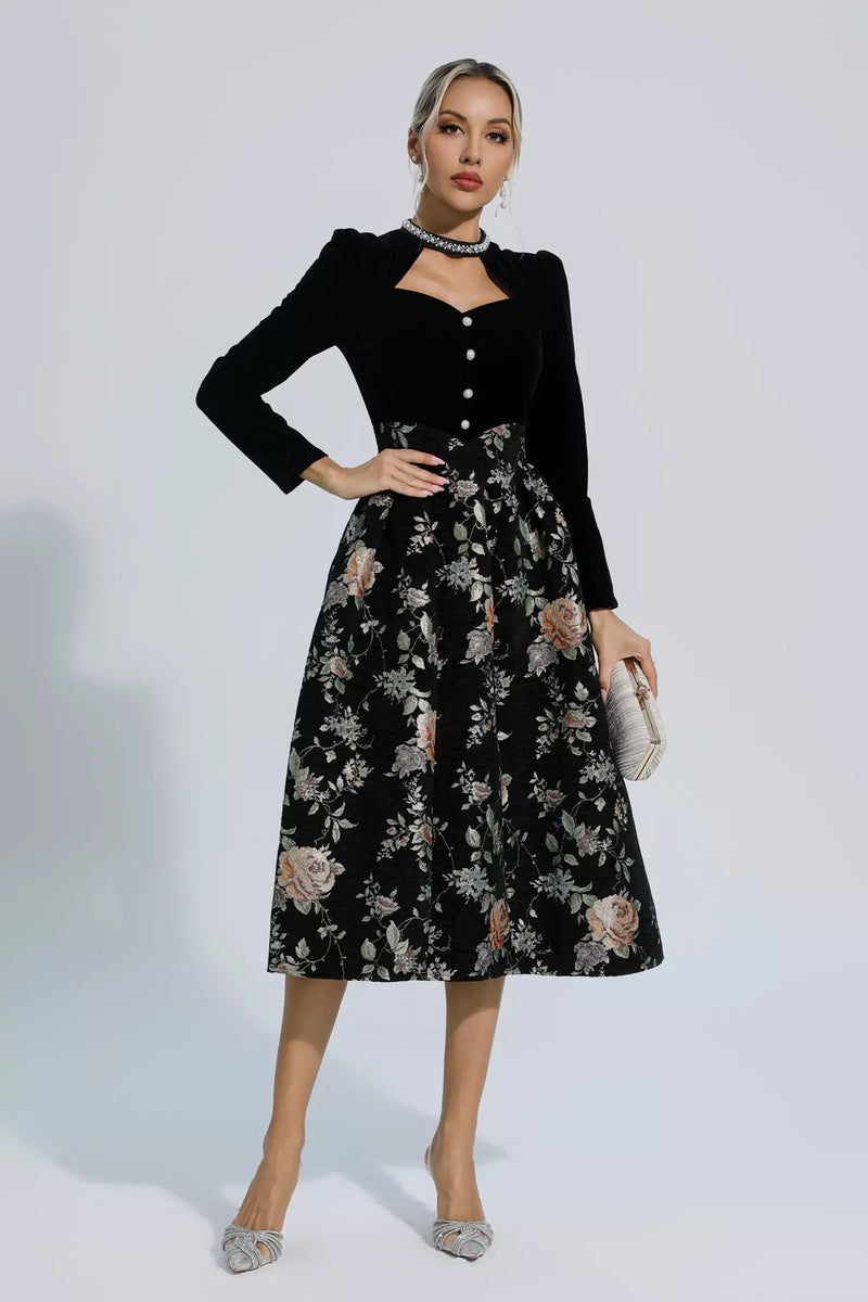Classic Vintage Dress with a Flattering Fit