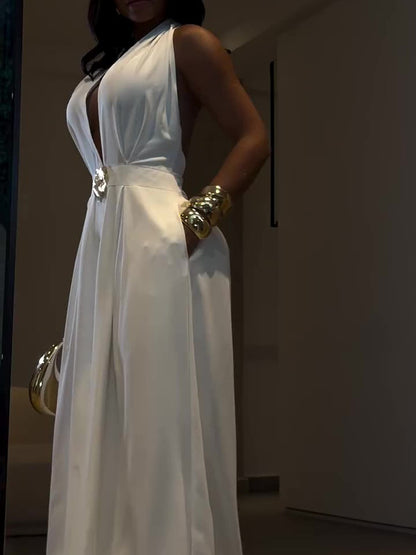 Well Tailored Garment with a Graceful Silhouette