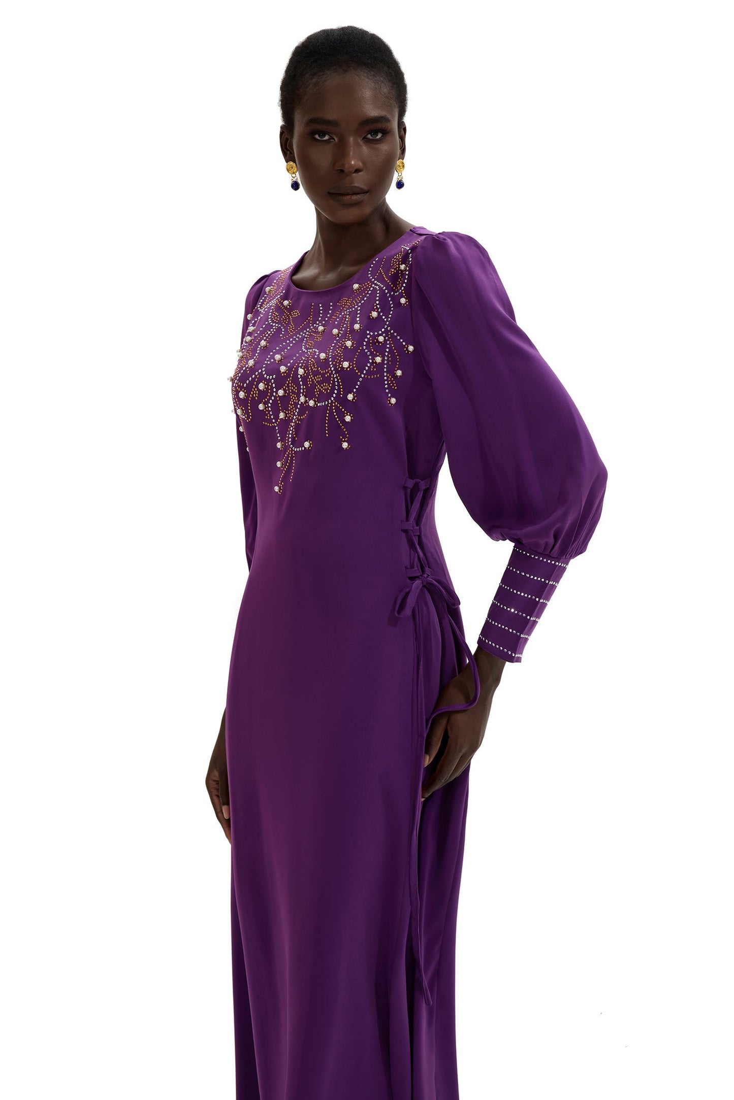Beautifully Crafted Dress in a Classic Style