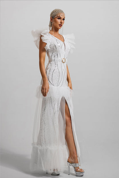 A Vintage Style Dress with Delicate Timeless Details