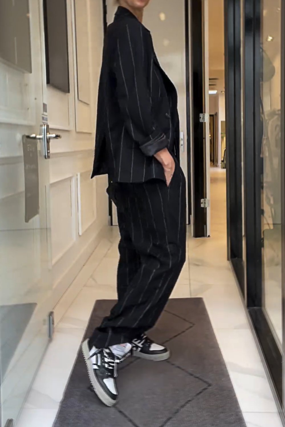 Beautifully Crafted Pants in a Classic Style