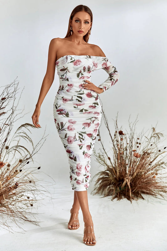 A Vintage Style Dress with Delicate Timeless Details