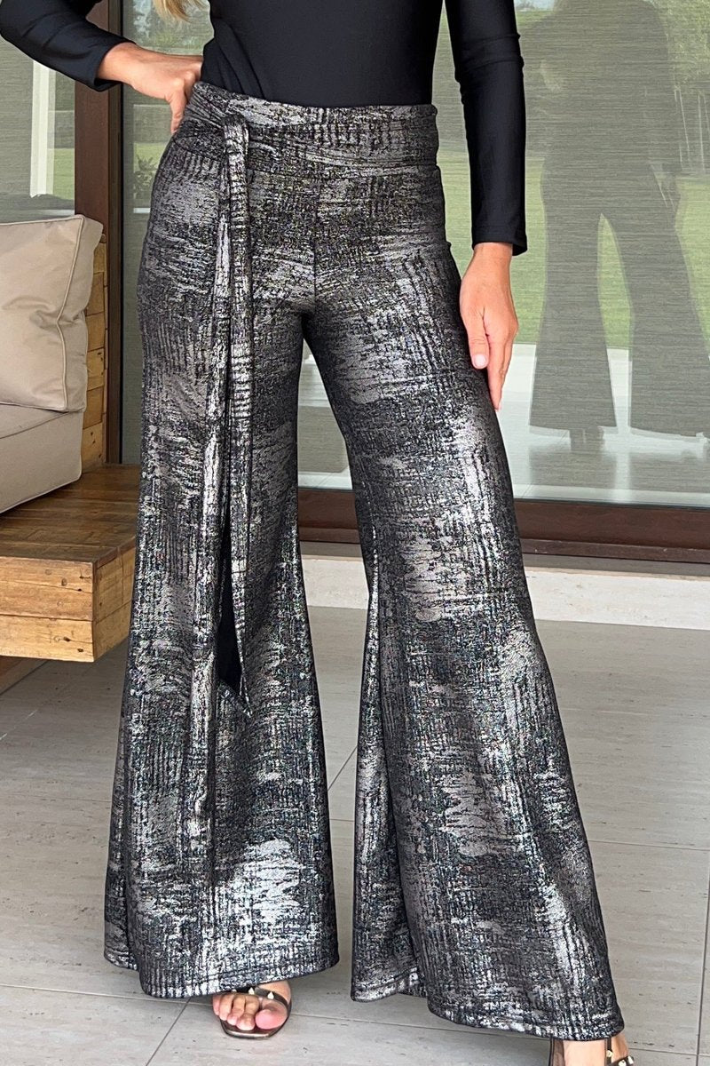 Beautifully Finished Pants in a Timeless Design