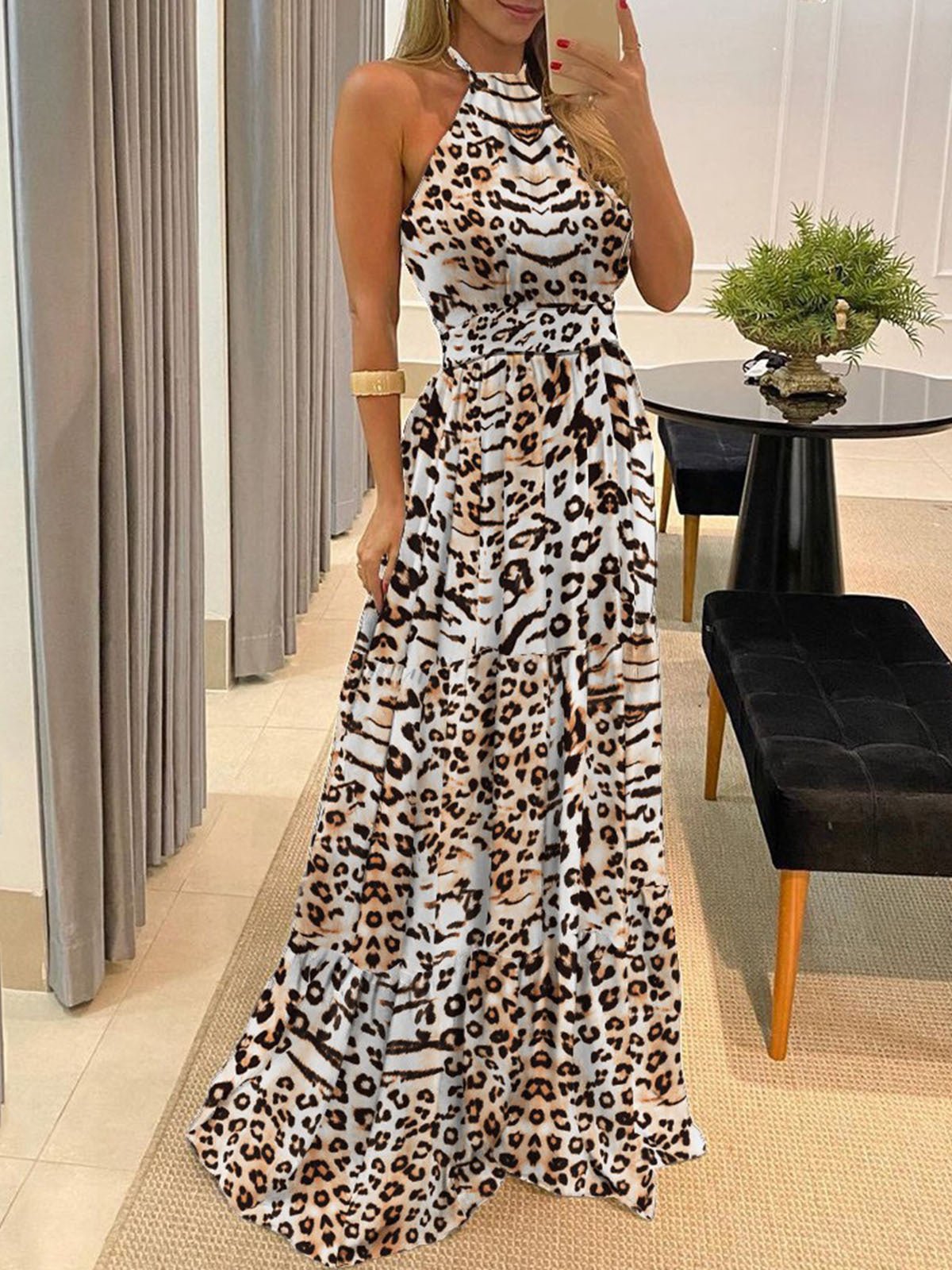 Classic Vintage & Enduringly Stylish Dress