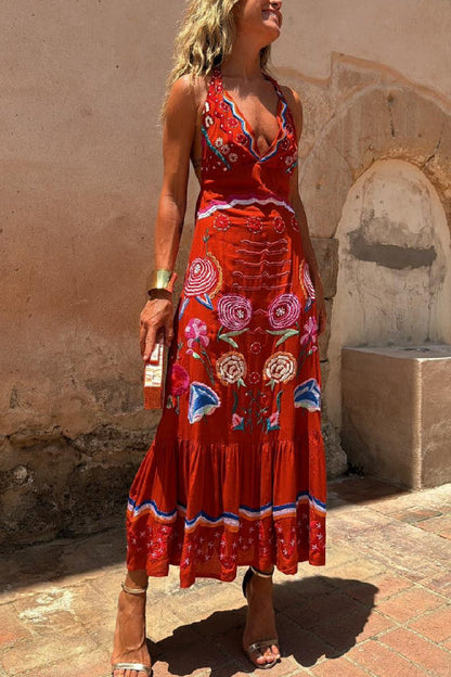 Beautifully Finished Dress in a Timeless Design