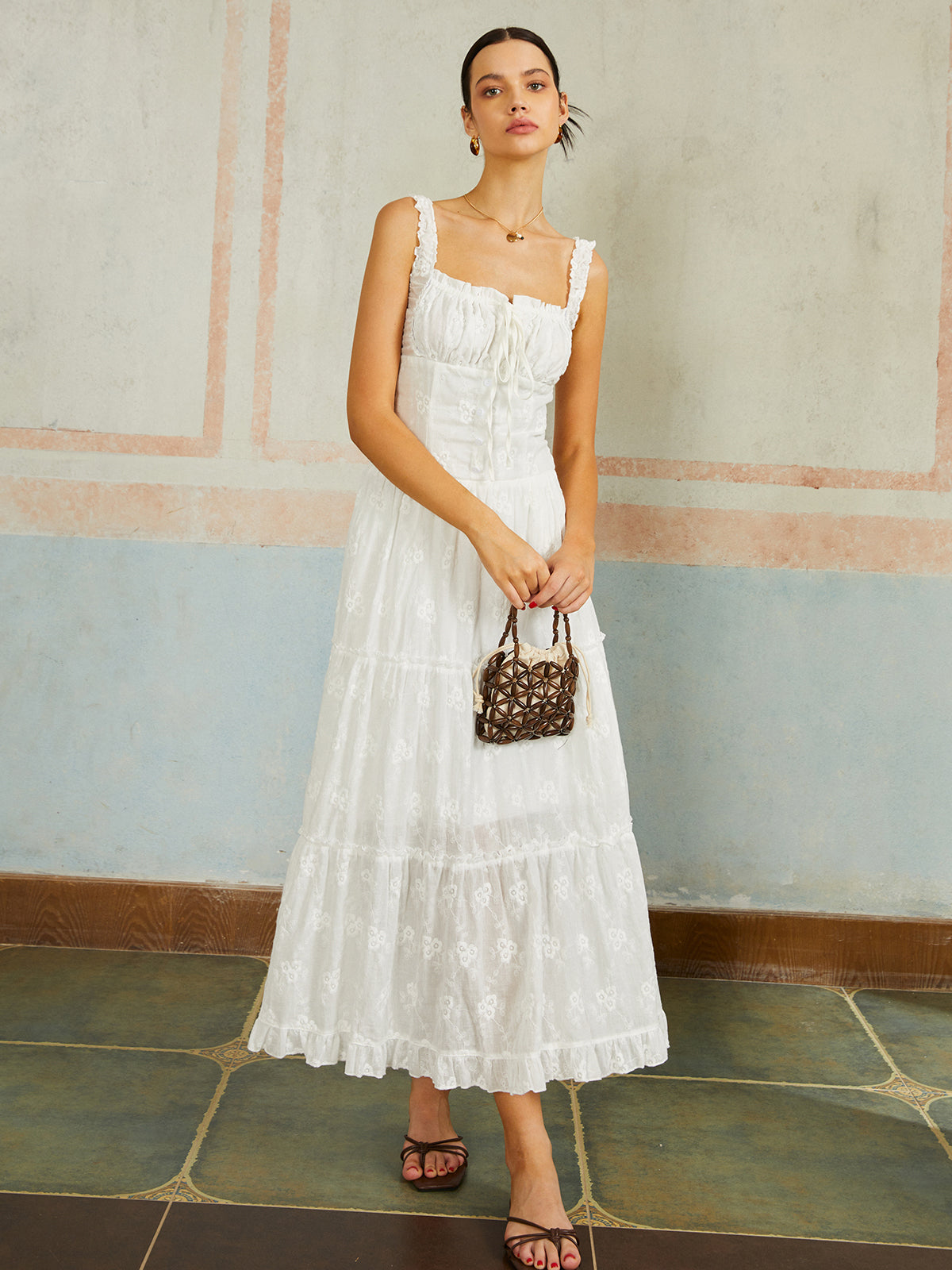 Gracefully Styled Dress for Any Occasion