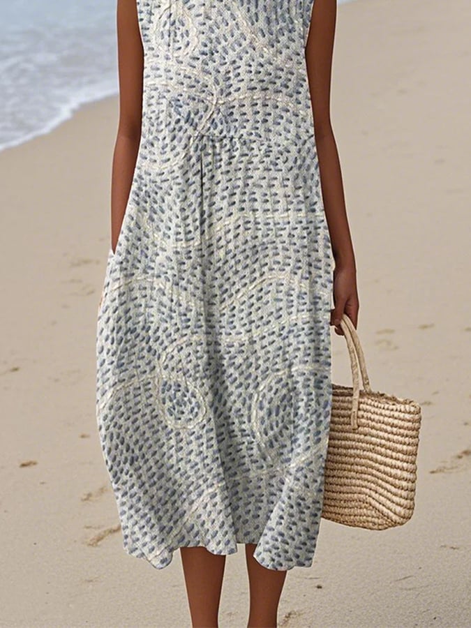 Well Tailored Dress with a Graceful Silhouette