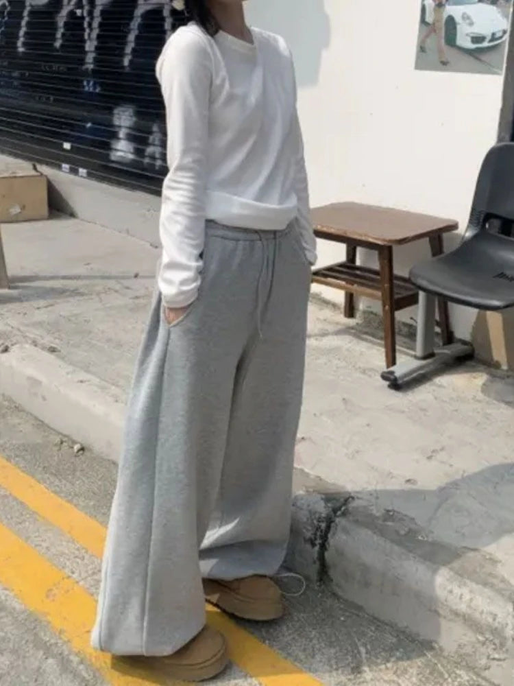 Sophisticated Pants with a Clean Classic Look