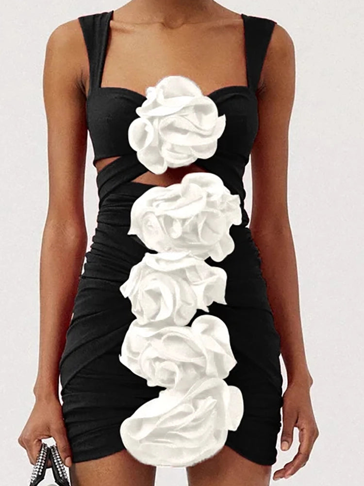 Effortlessly Elegant Garment with a Timeless Design