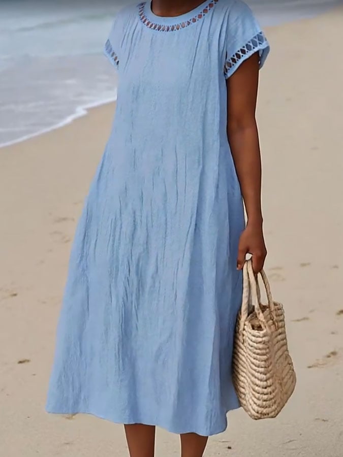 Well Tailored Dress with a Graceful Silhouette