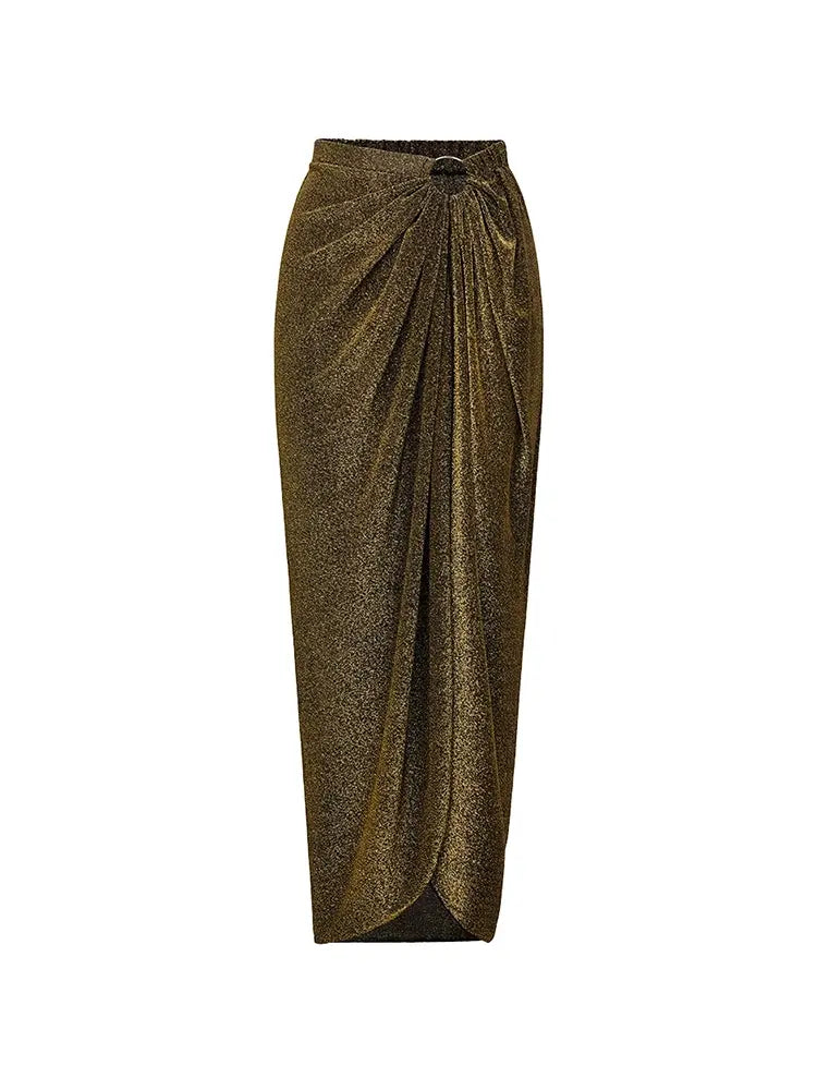 Sophisticated Garment with a Clean Classic Look