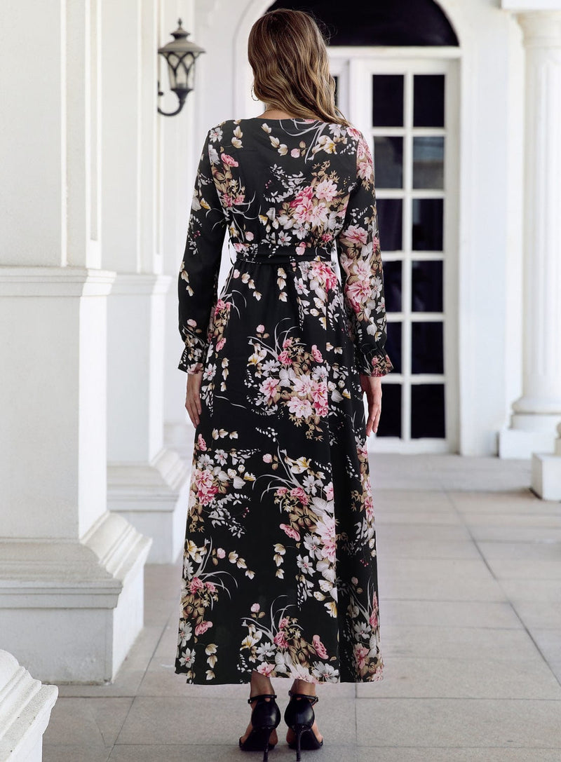 Sophisticated Dress with a Clean Classic Look