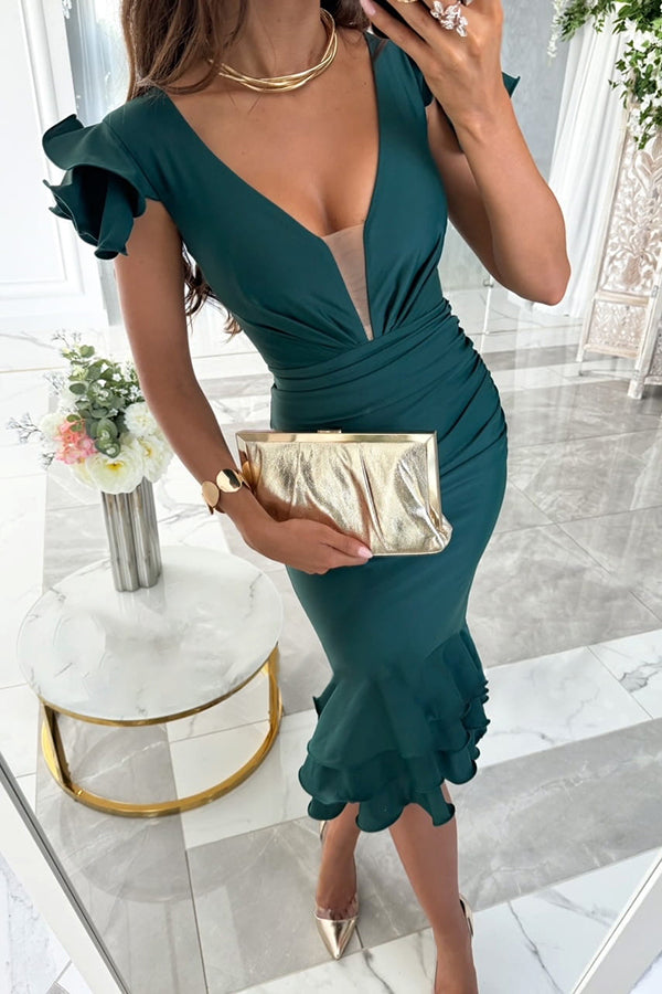 Beautifully Crafted Dress in a Classic Style