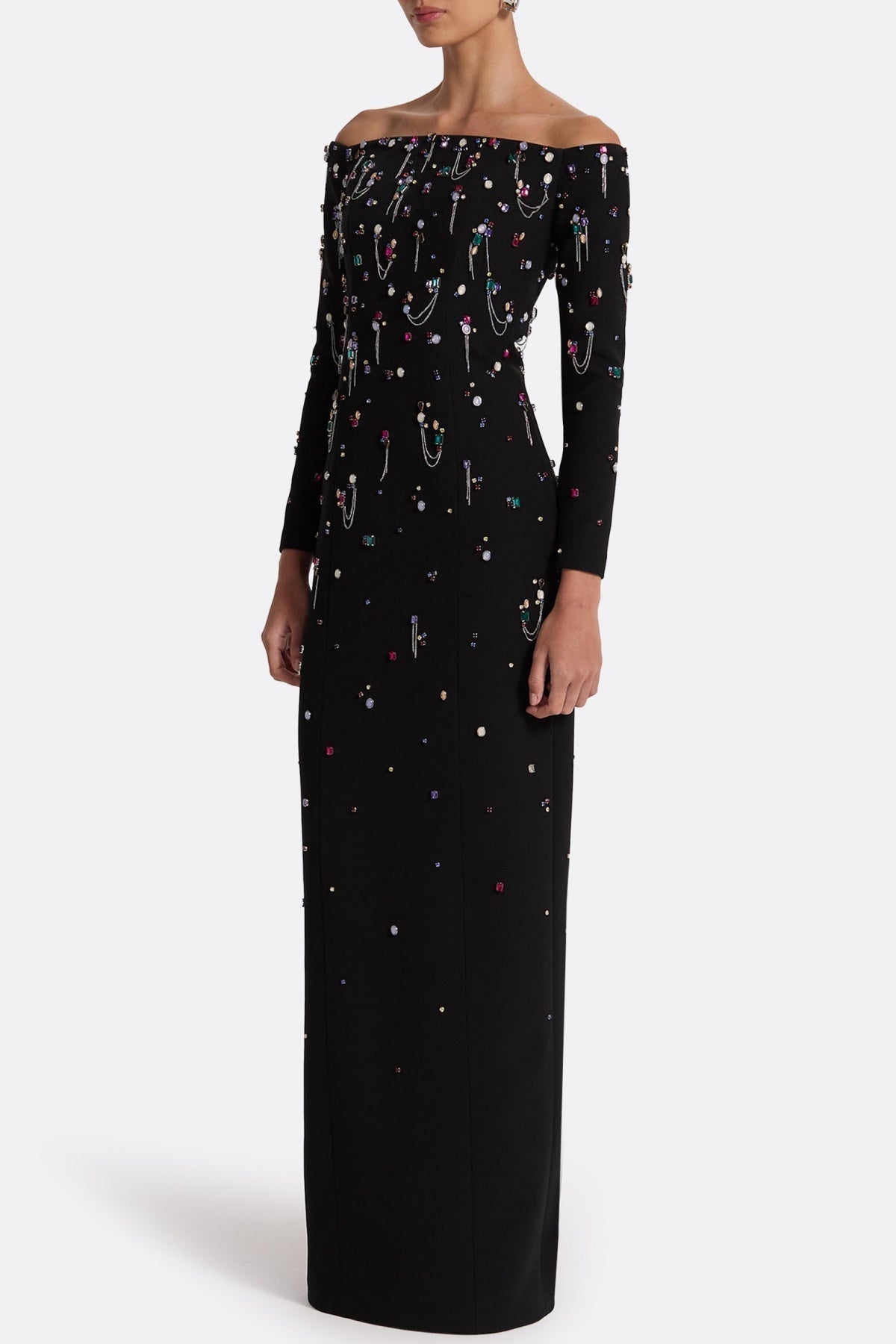Effortlessly Elegant Dress with a Timeless Design