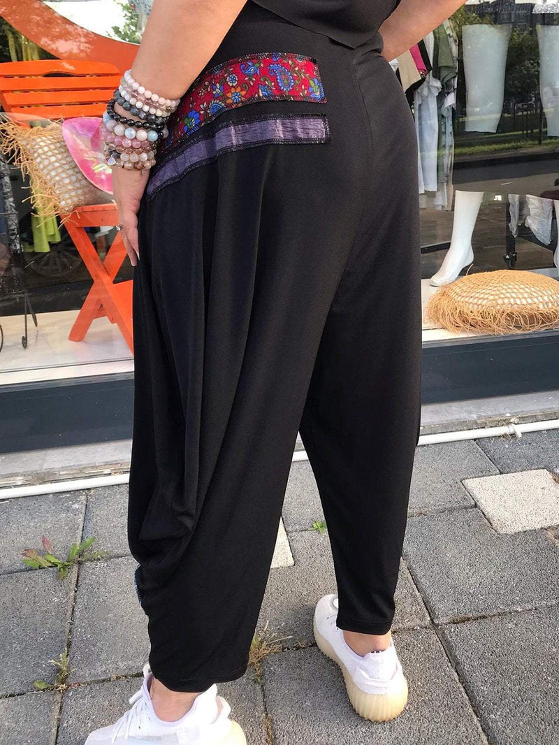 Beautifully Finished Pants in a Timeless Design
