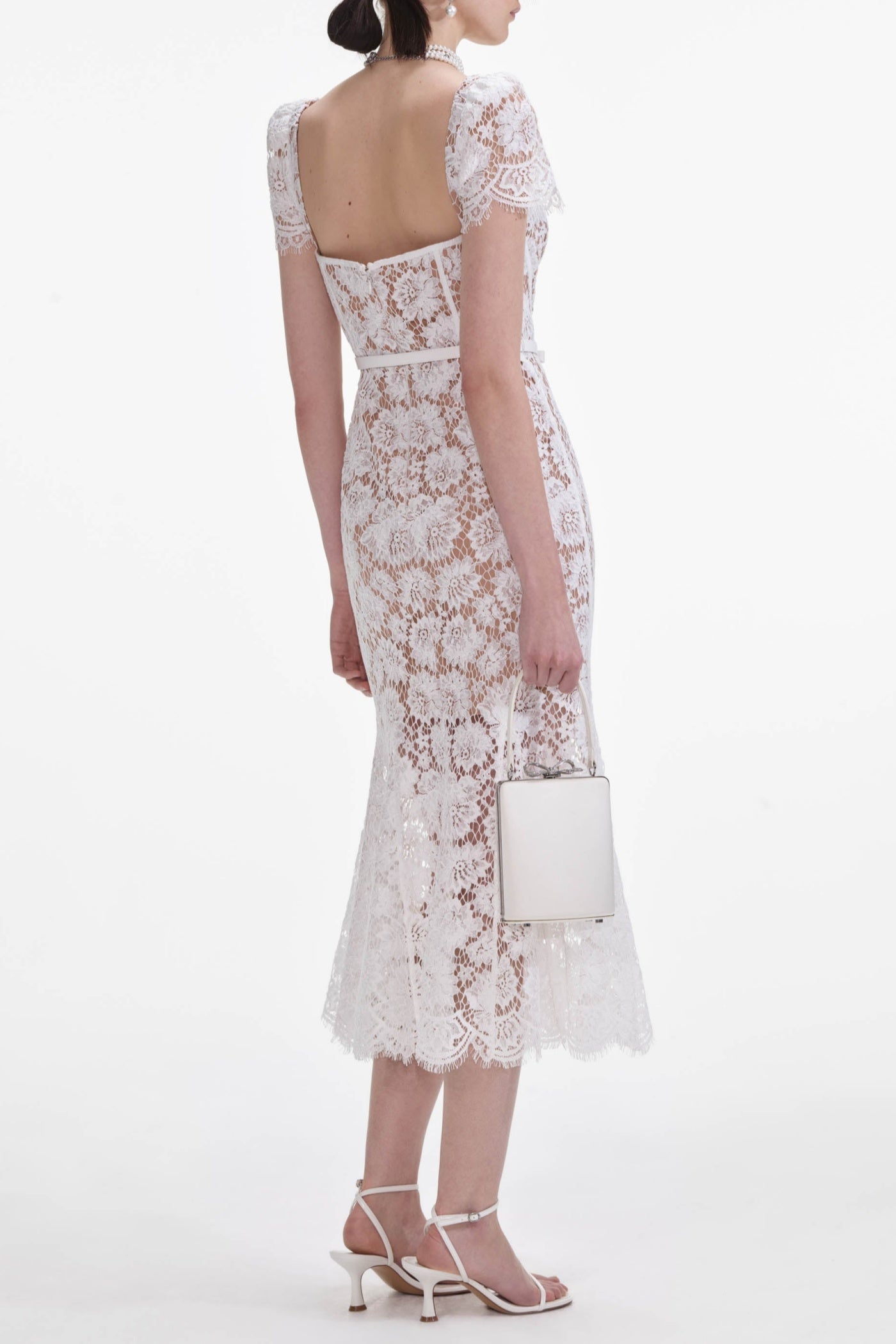Gracefully Styled Dress for Any Occasion