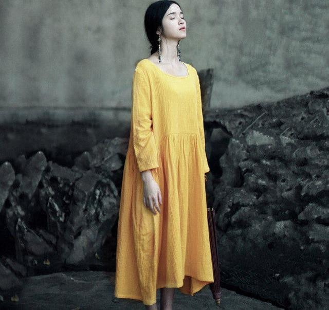 Well Tailored Dress with a Graceful Silhouette