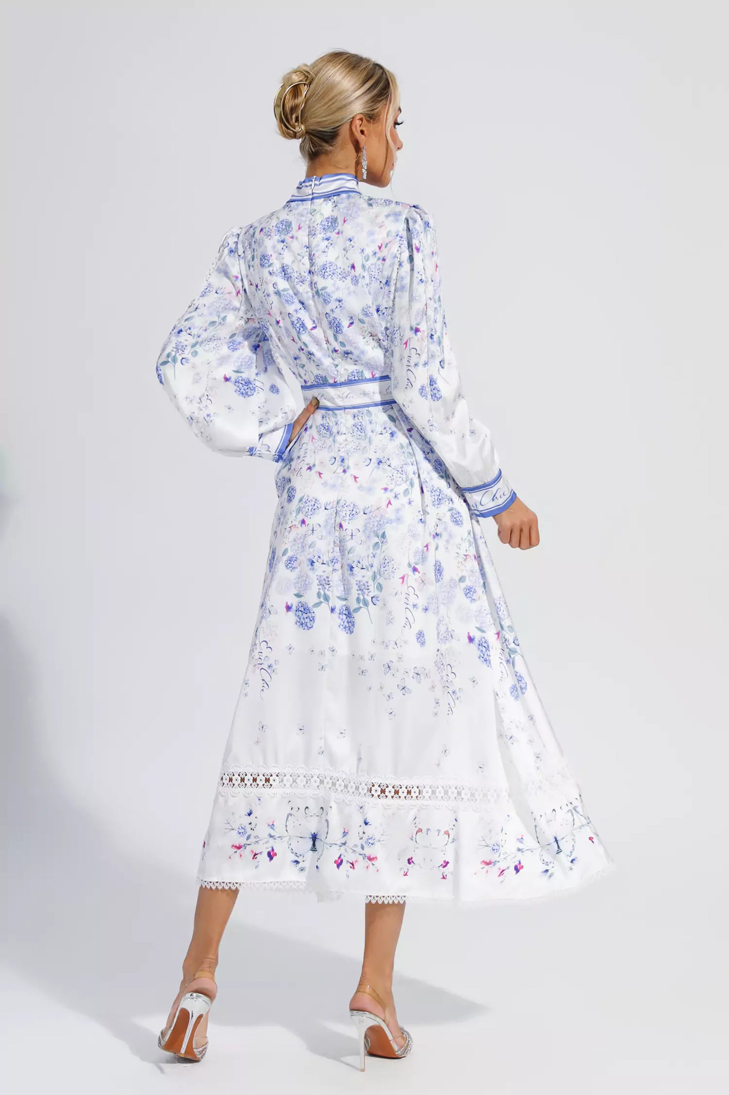 Sophisticated Dress with a Clean Classic Look