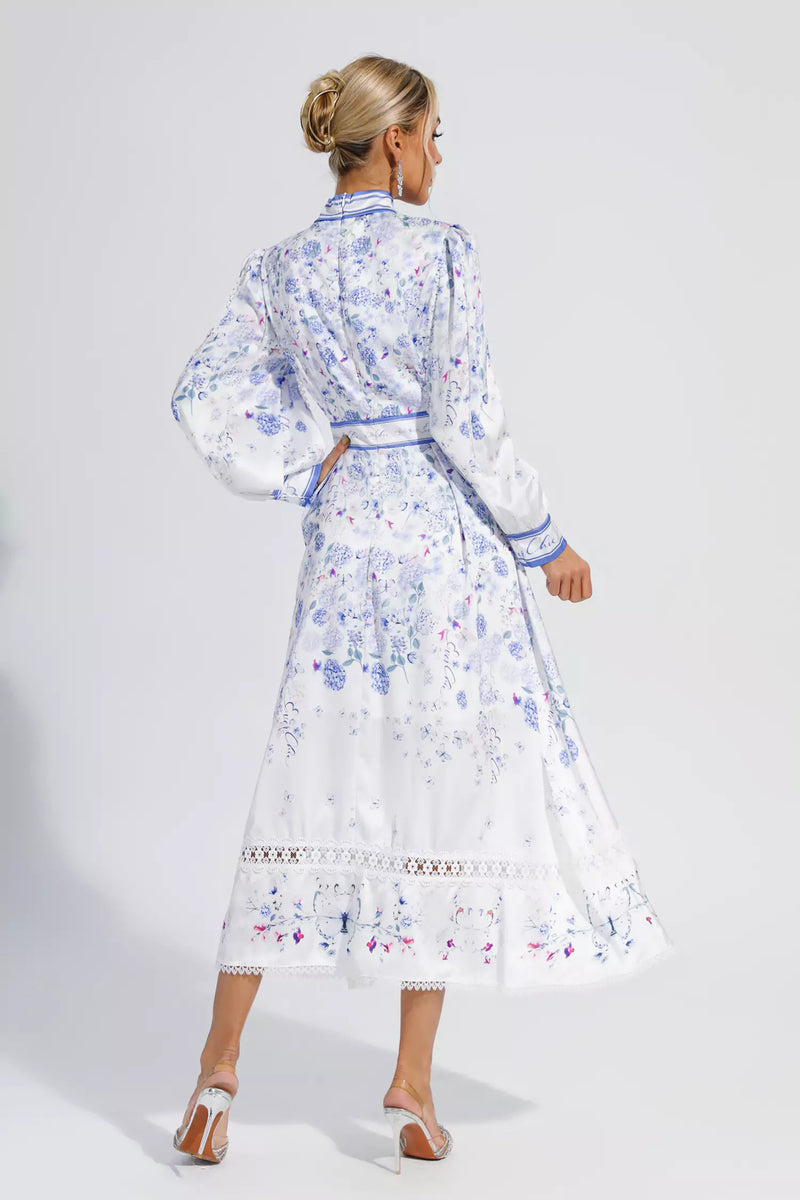 Sophisticated Dress with a Clean Classic Look