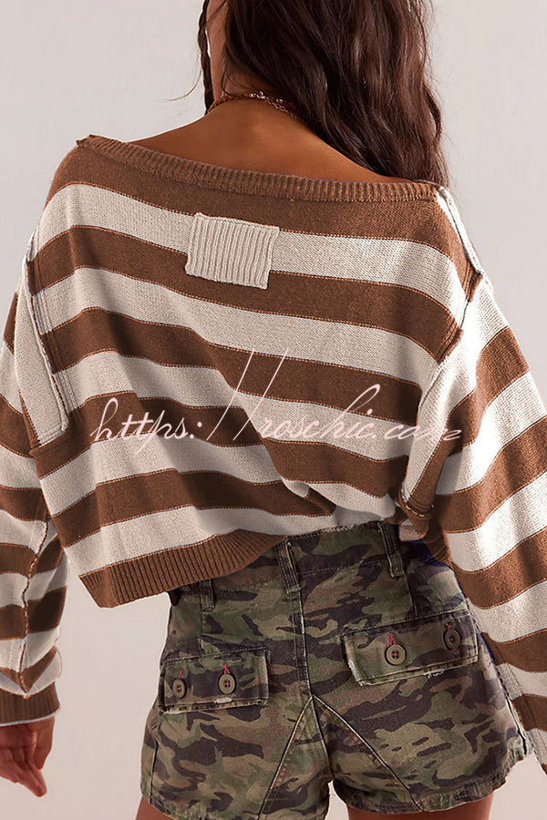 Effortlessly Elegant Sweater with a Timeless Design