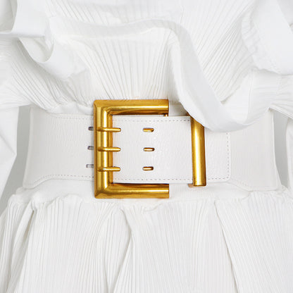 A Vintage Style Top with Delicate Timeless Details