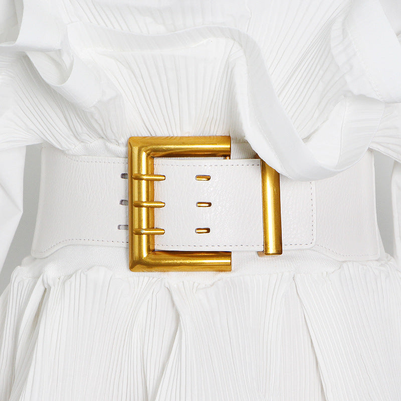A Vintage Style Top with Delicate Timeless Details