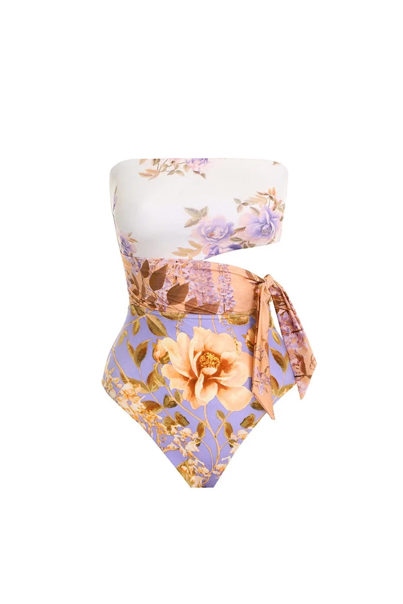 Effortlessly Elegant Garment with a Timeless Design