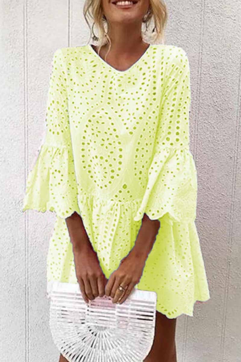 Beautifully Finished Dress in a Timeless Design