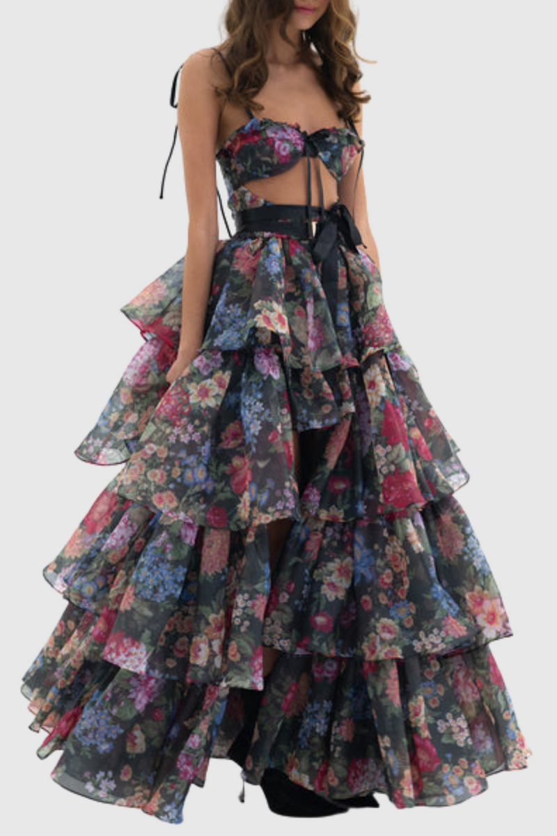 Gracefully Styled Garment for Any Occasion