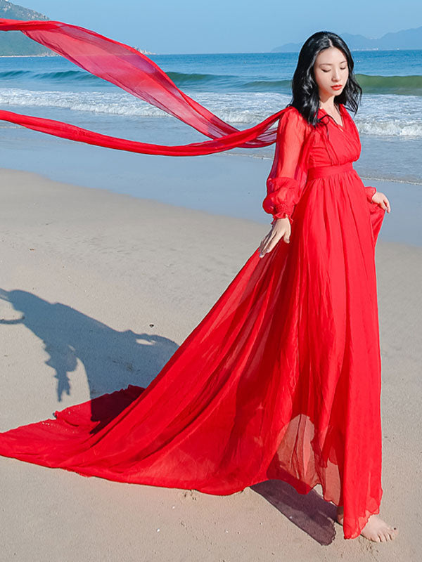 A Vintage Style Dress with Delicate Timeless Details