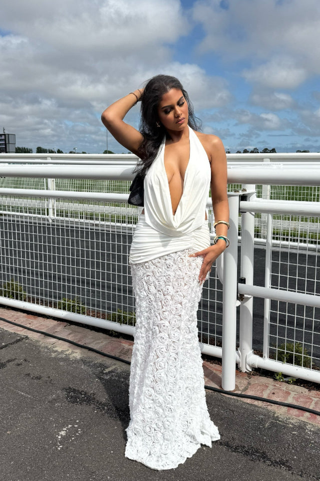 Beautifully Crafted Dress in a Classic Style