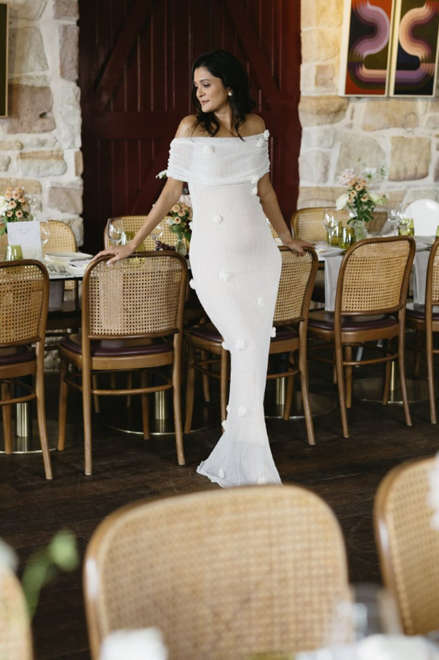 Gracefully Styled Dress for Any Occasion