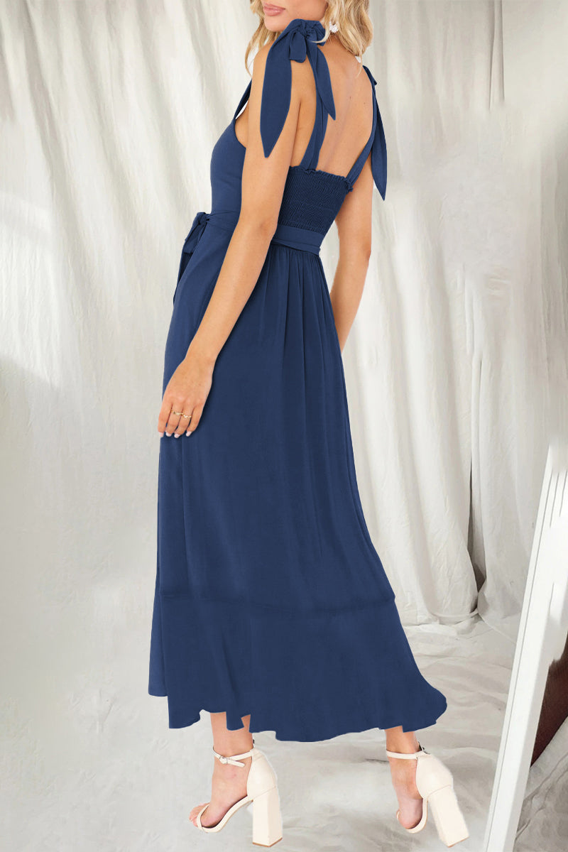 Effortlessly Elegant Dress with a Timeless Design