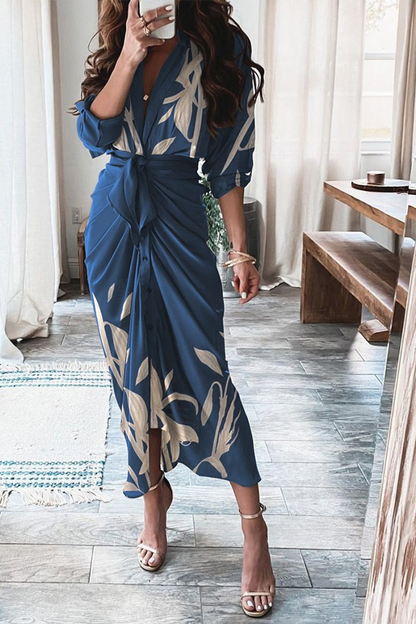 Classic Vintage & Enduringly Stylish Dress
