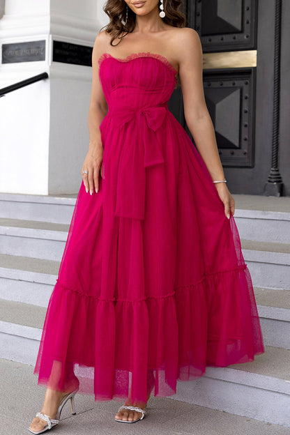 Well Tailored Dress with a Graceful Silhouette
