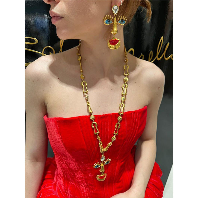 Classic Necklace with Timeless Appeal