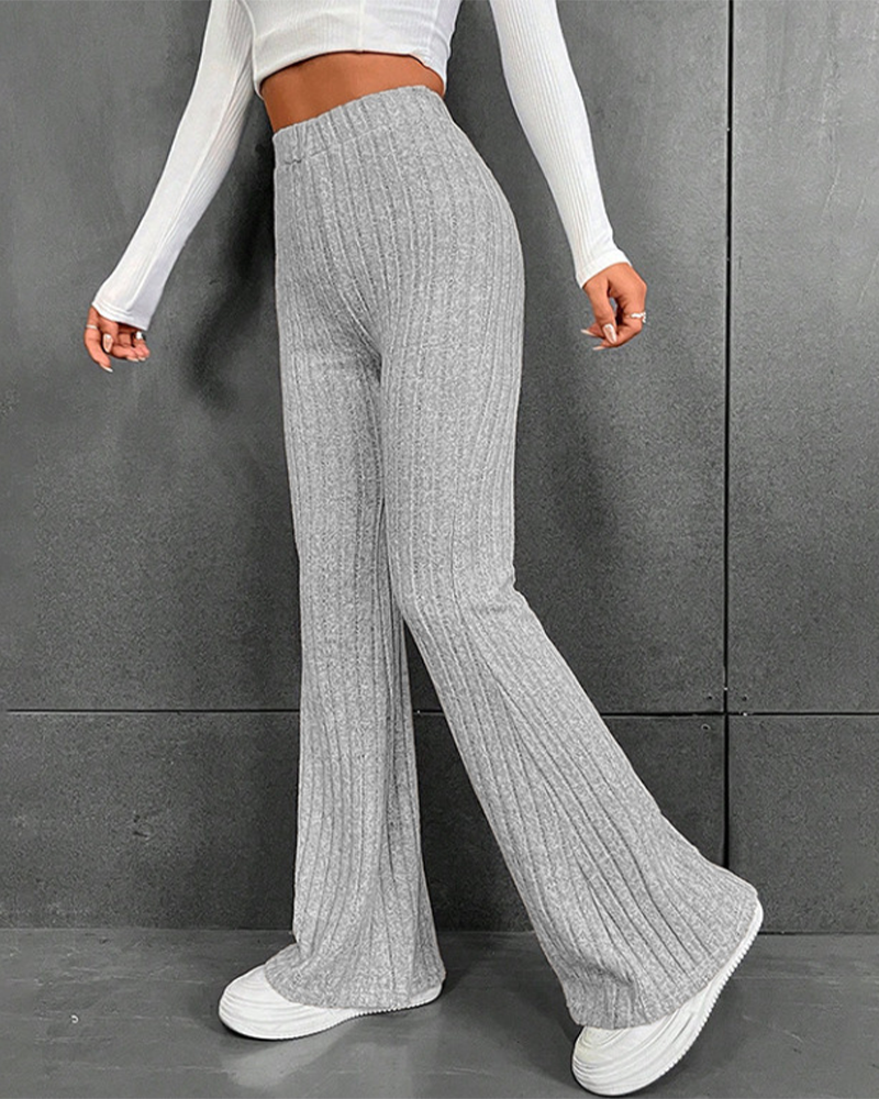 Gracefully Styled Pants for Any Occasion