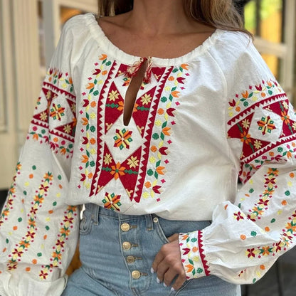 Well Tailored Blouse with a Graceful Silhouette