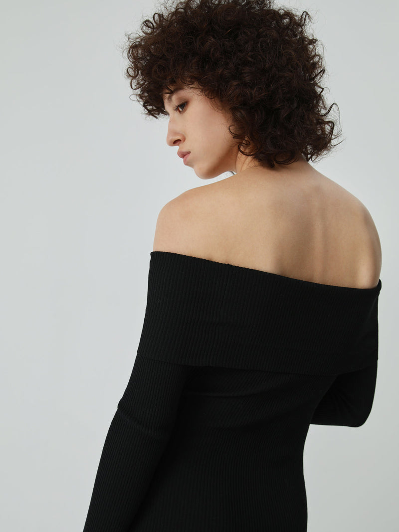 Sophisticated Sweater with a Clean Classic Look