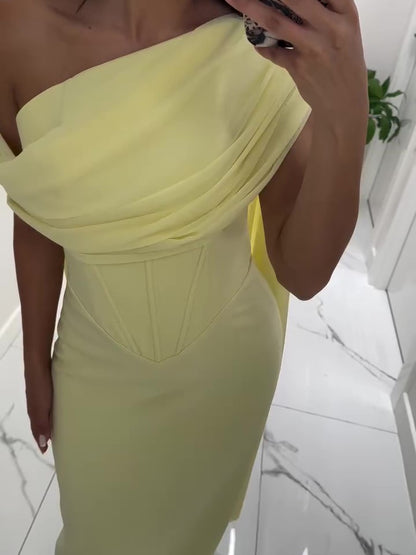 Beautifully Crafted Garment in a Classic Style