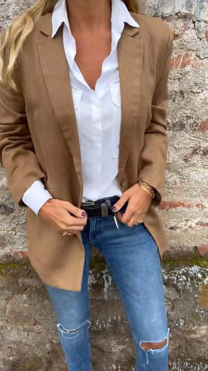 Elegantly Styled Jacket for Everyday Wear