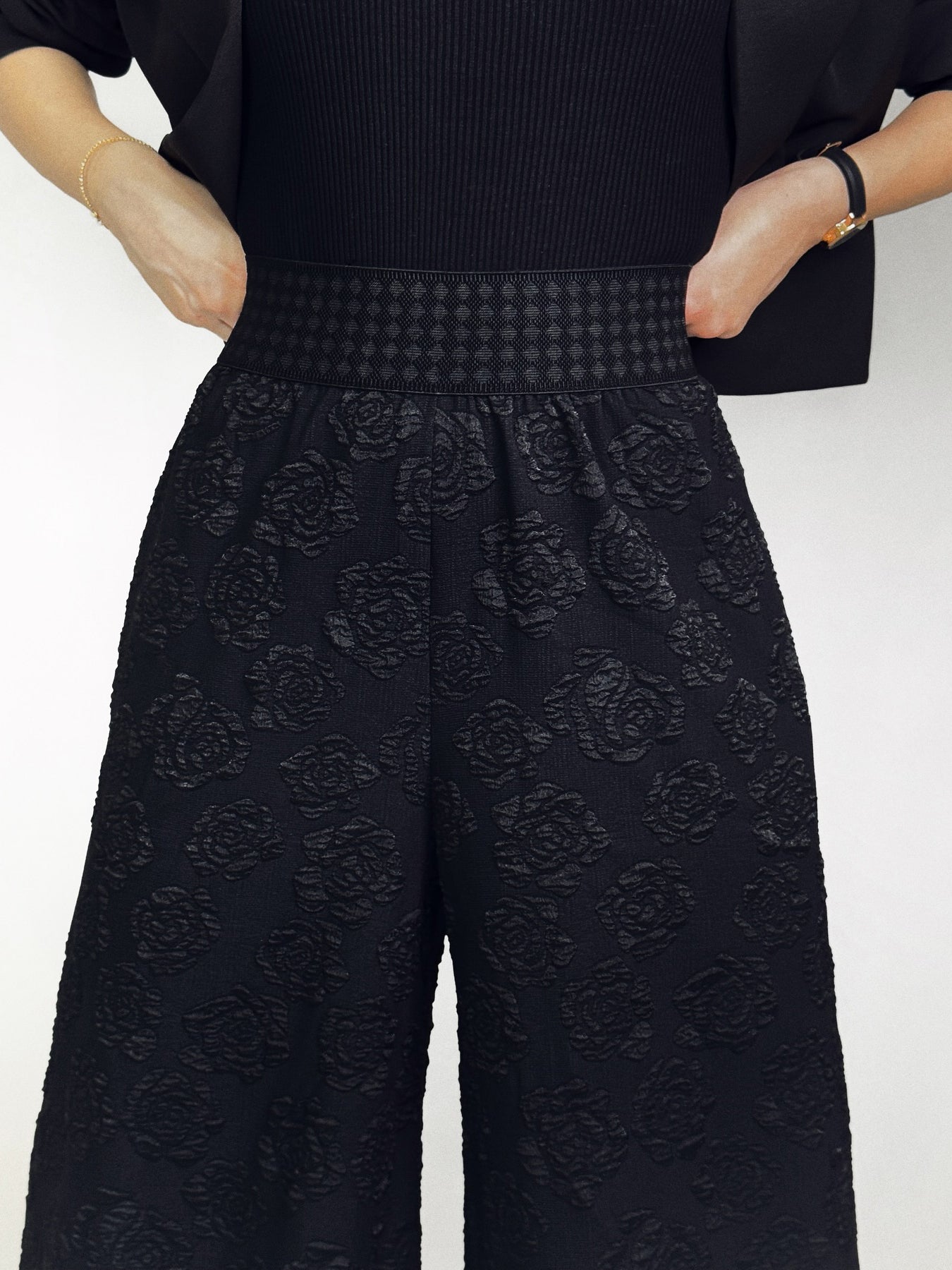 Classic Vintage Pants with a Flattering Fit