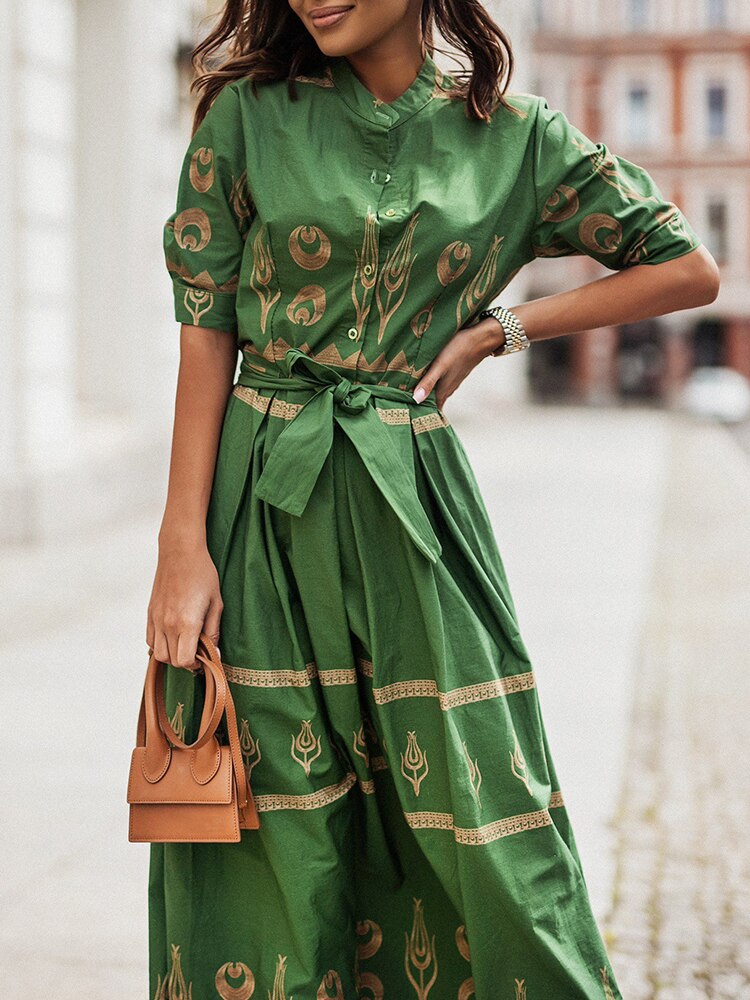 Sophisticated Dress with a Clean Classic Look