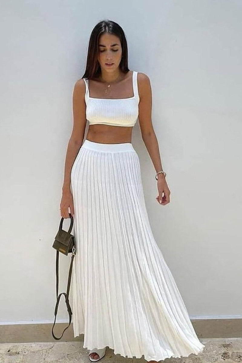 Beautifully Finished Garment in a Timeless Design