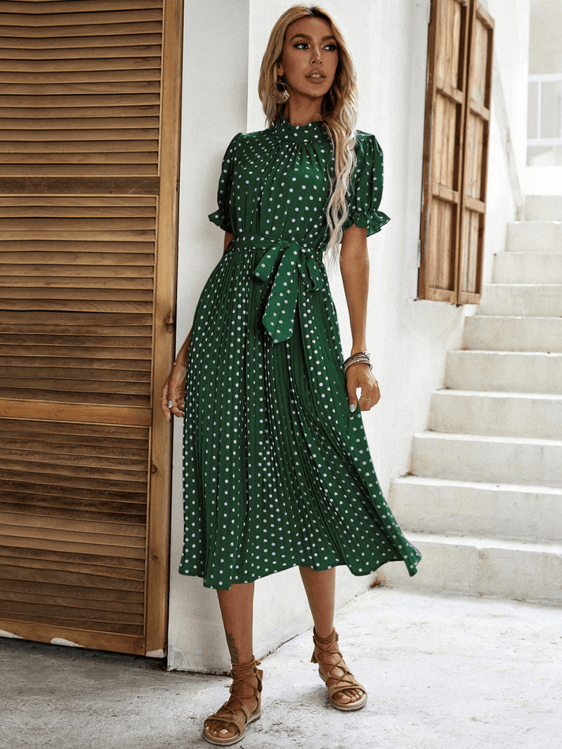 Polished Dress with an Effortless Classic Look