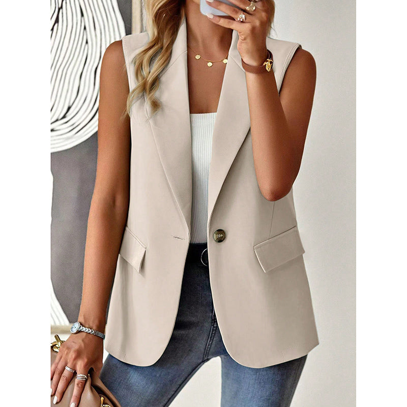 Classic Vintage Jacket with a Flattering Fit